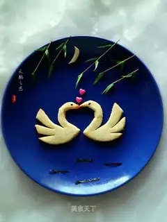 Swan Love