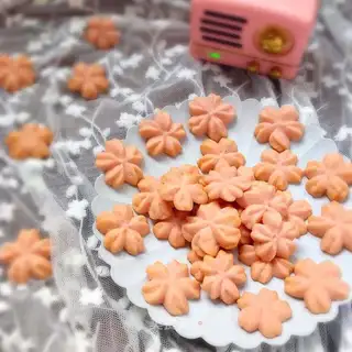 Cherry cookies