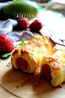 Cheese hot dog toast
