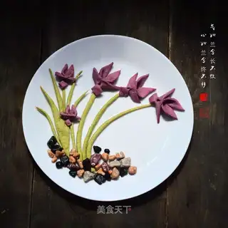 Chip orchid cookies