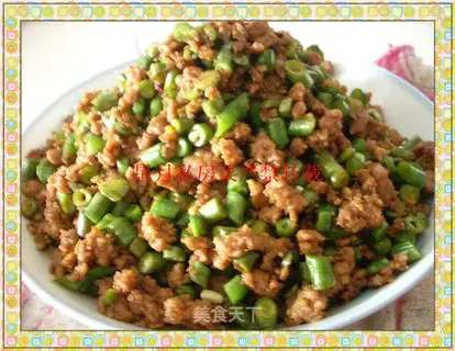 Minced pork and cowpea