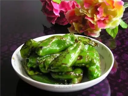 Tiger skin green pepper