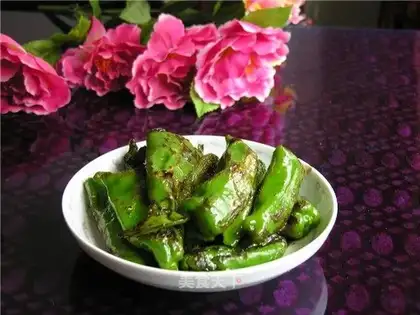 Tiger skin green pepper