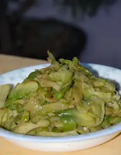 Dry stir-fried bitter gourd