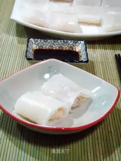 Fresh shrimp rice rolls