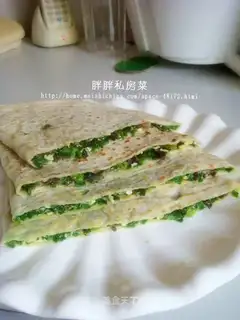 Home-cooked chive cake