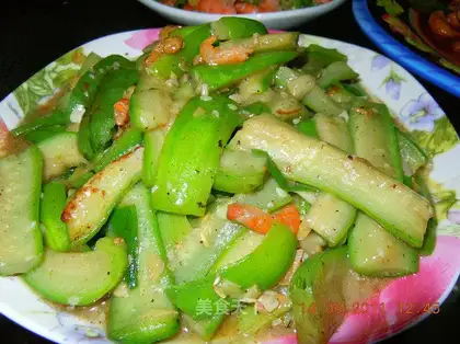 White oil towel gourd