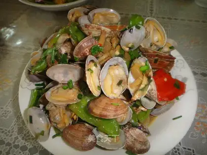 stir-fried clams with pepper