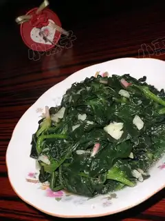 Garlic spinach