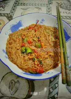 Curry soba noodles
