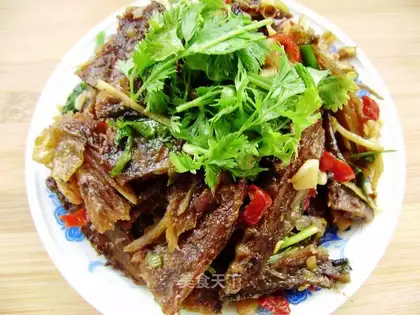 stir-fried fish steak with spicy sauce