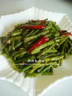 Dry stir-fried beans
