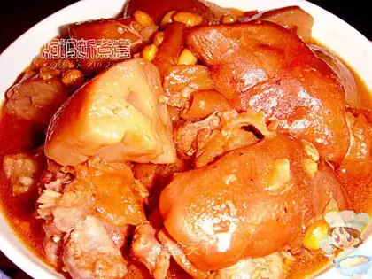 braised pork knuckle