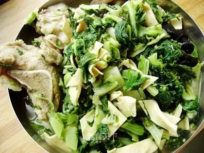 Stewed cabbage and tofu