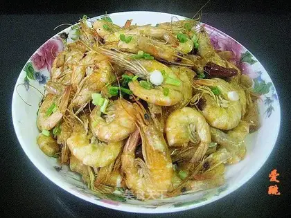 stir-fried white shrimp with onions and ginger