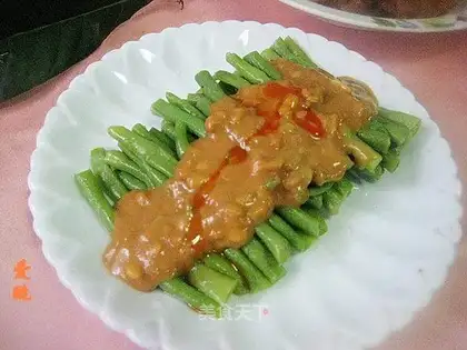 Garlic beans