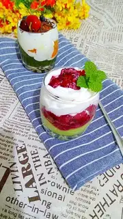 Butter fruit cups