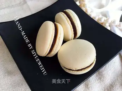 The original macaron