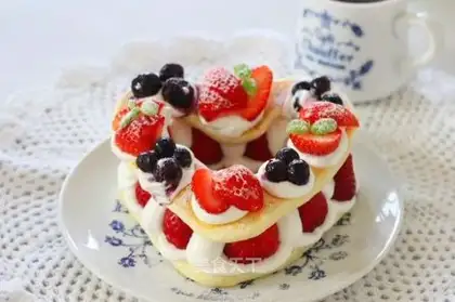 Strawberry hotcakes