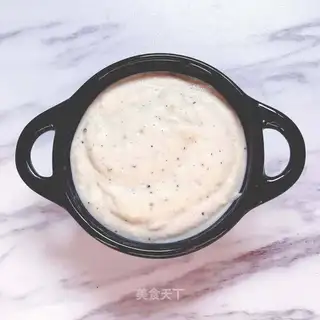 Pasta cheese and white sauce