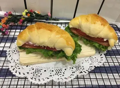 Bullhorn Burger