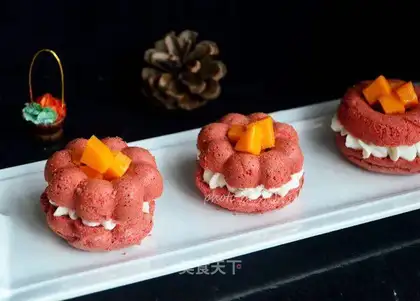 Red velvet donut cake