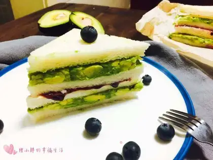 Butter cheese sandwich