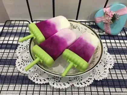 Gradient yogurt