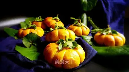 Yellow pumpkin bread