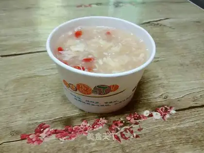 Red sugar and eggs and soup