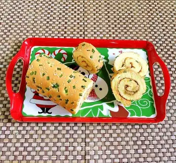Salted pine rolls