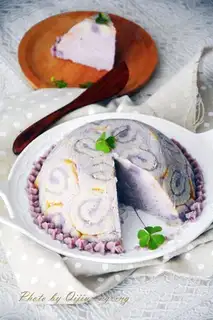 Romantic purple caramel Charlotte