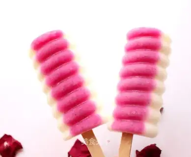 Flamingo monkey ice cream