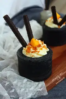 Black cup of cream