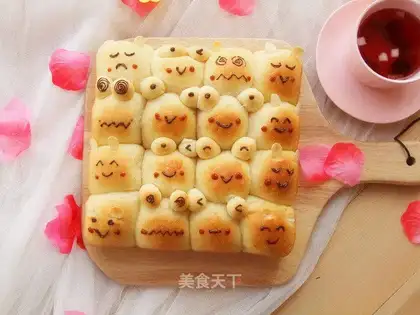 Squeeze the bread