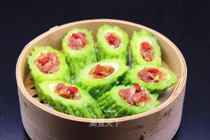 Steaming bitter melons