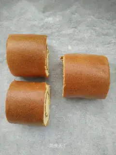 Original grape cake roll