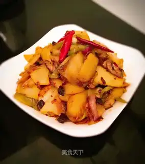 Pot potato chips