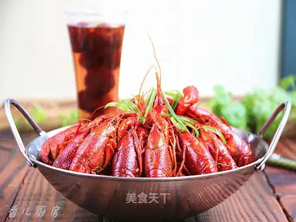 Young-plum wine, lobster