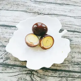 Homemade halo eggs