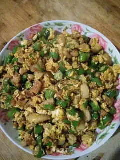 Pepper egg meat