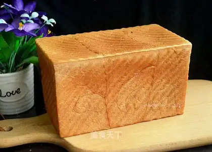 Red rice toast