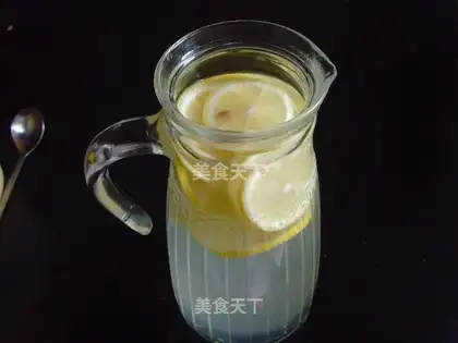 Lemon honey tea