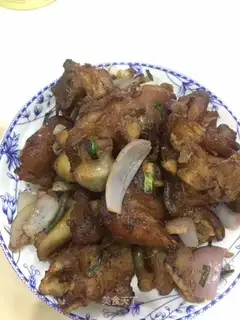 Pepper salt pig hoof