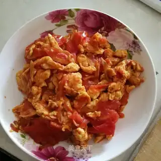 Tomato fried eggs