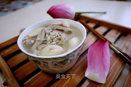 Porky garlic belly soup