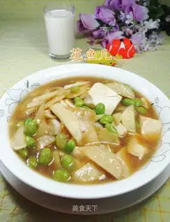 Soybeans boil tofu white