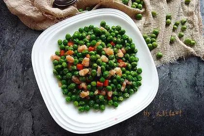 Garlic shrimp fried peas