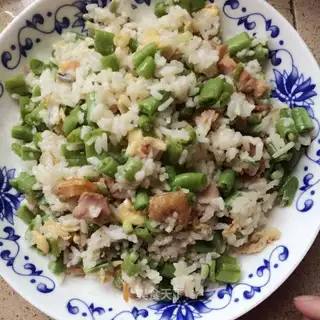 Pink bean egg rice