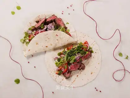 Roasted steak with tacos